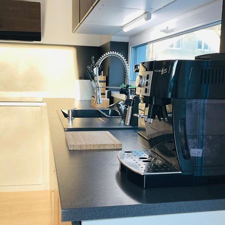 House Flow, 3 Room, Free 2 Parking Bratislava Exteriör bild