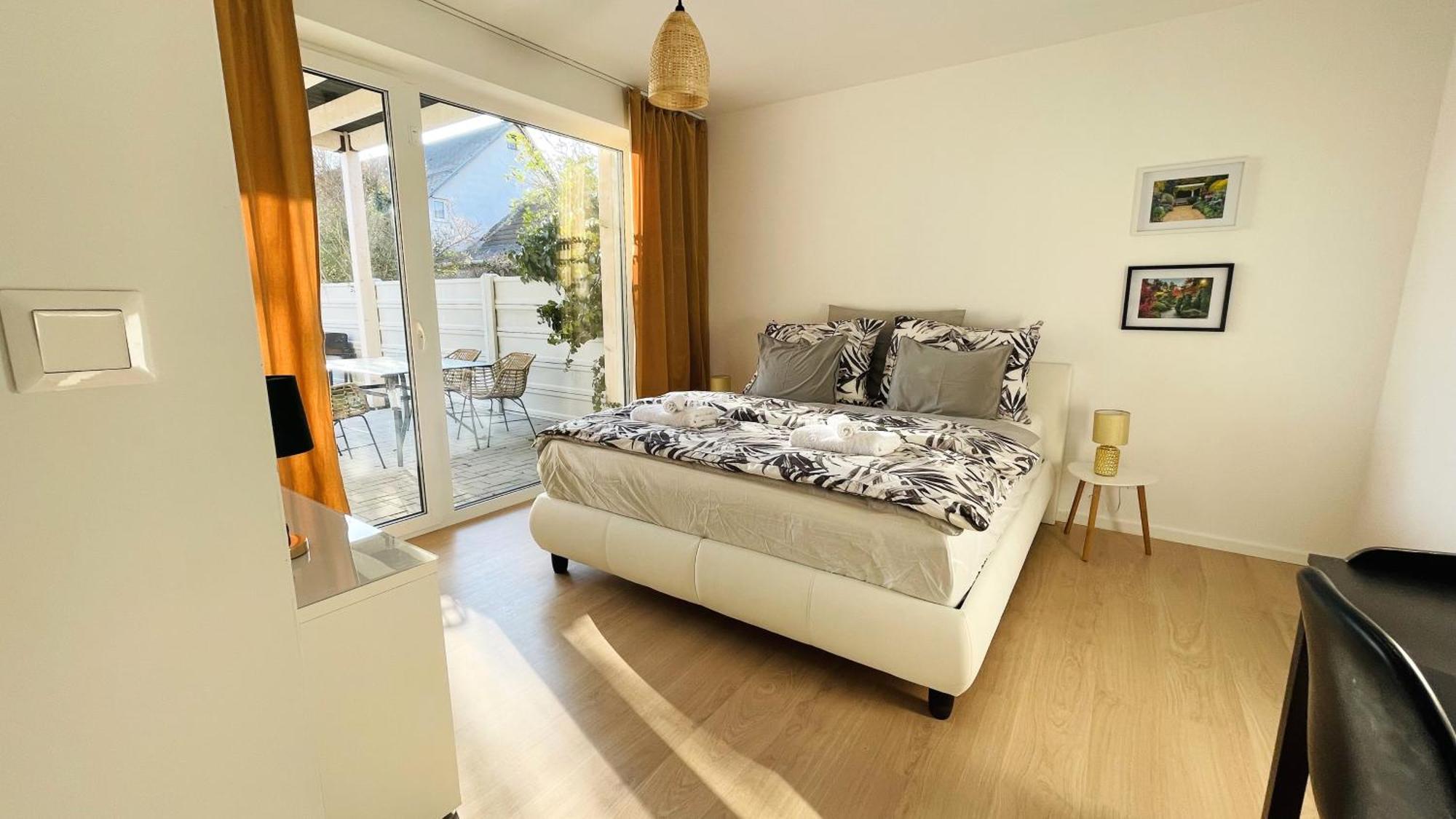 House Flow, 3 Room, Free 2 Parking Bratislava Exteriör bild