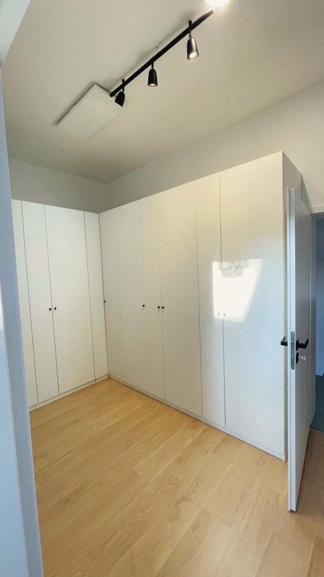 House Flow, 3 Room, Free 2 Parking Bratislava Exteriör bild
