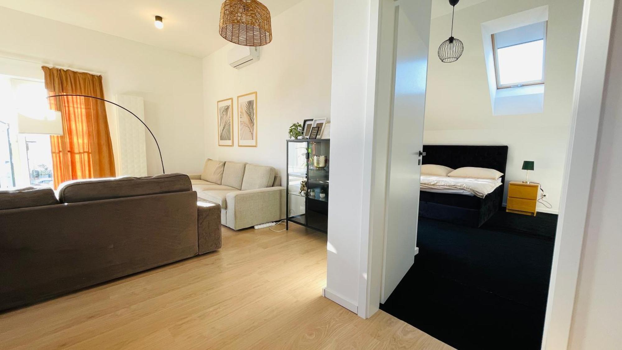 House Flow, 3 Room, Free 2 Parking Bratislava Exteriör bild