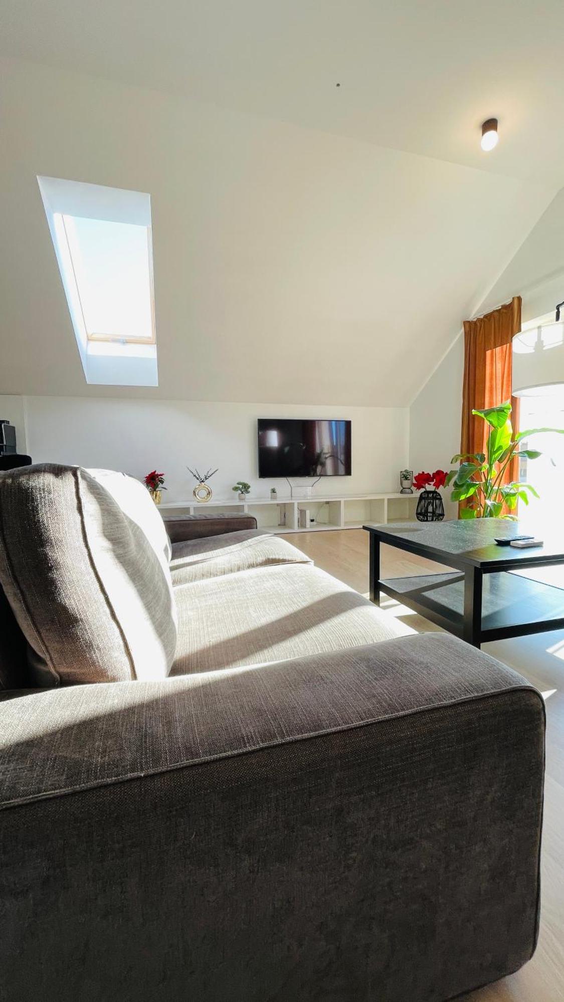 House Flow, 3 Room, Free 2 Parking Bratislava Exteriör bild