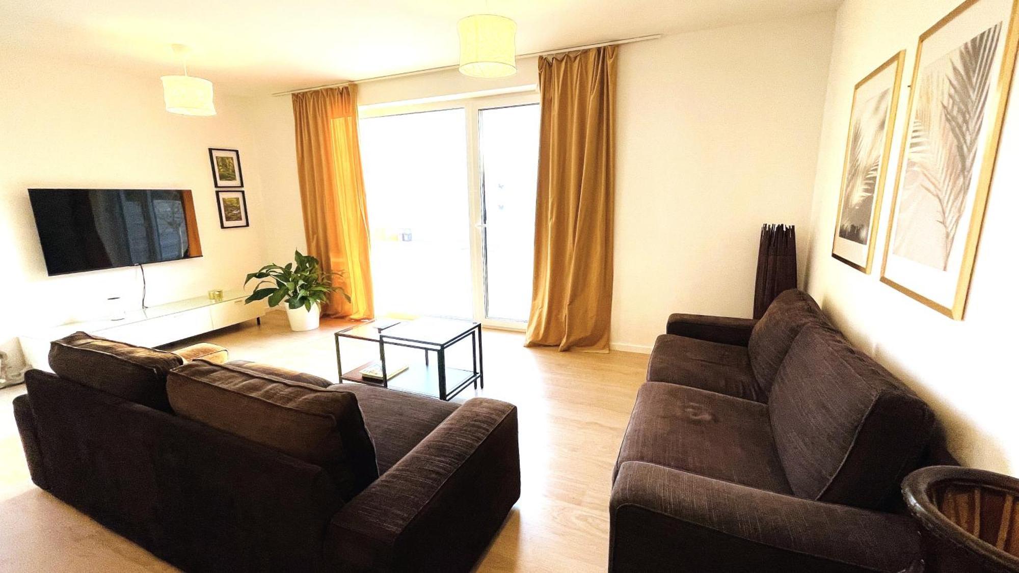 House Flow, 3 Room, Free 2 Parking Bratislava Exteriör bild